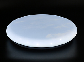 藍天白雲吸頂燈（dēng）罩